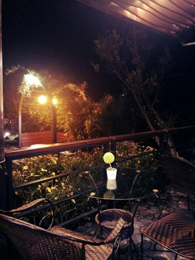 Hua Mu Xing Jing B&B Ren'ai Eksteriør billede
